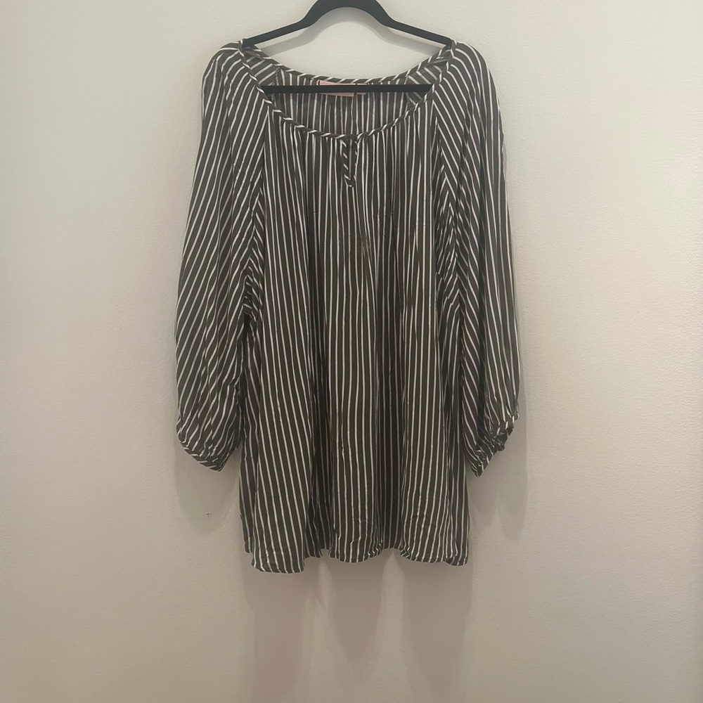 EVRI Women’s Plus Size 4x Green and White Striped 3/4 Sleeve Bib Collar Blouse